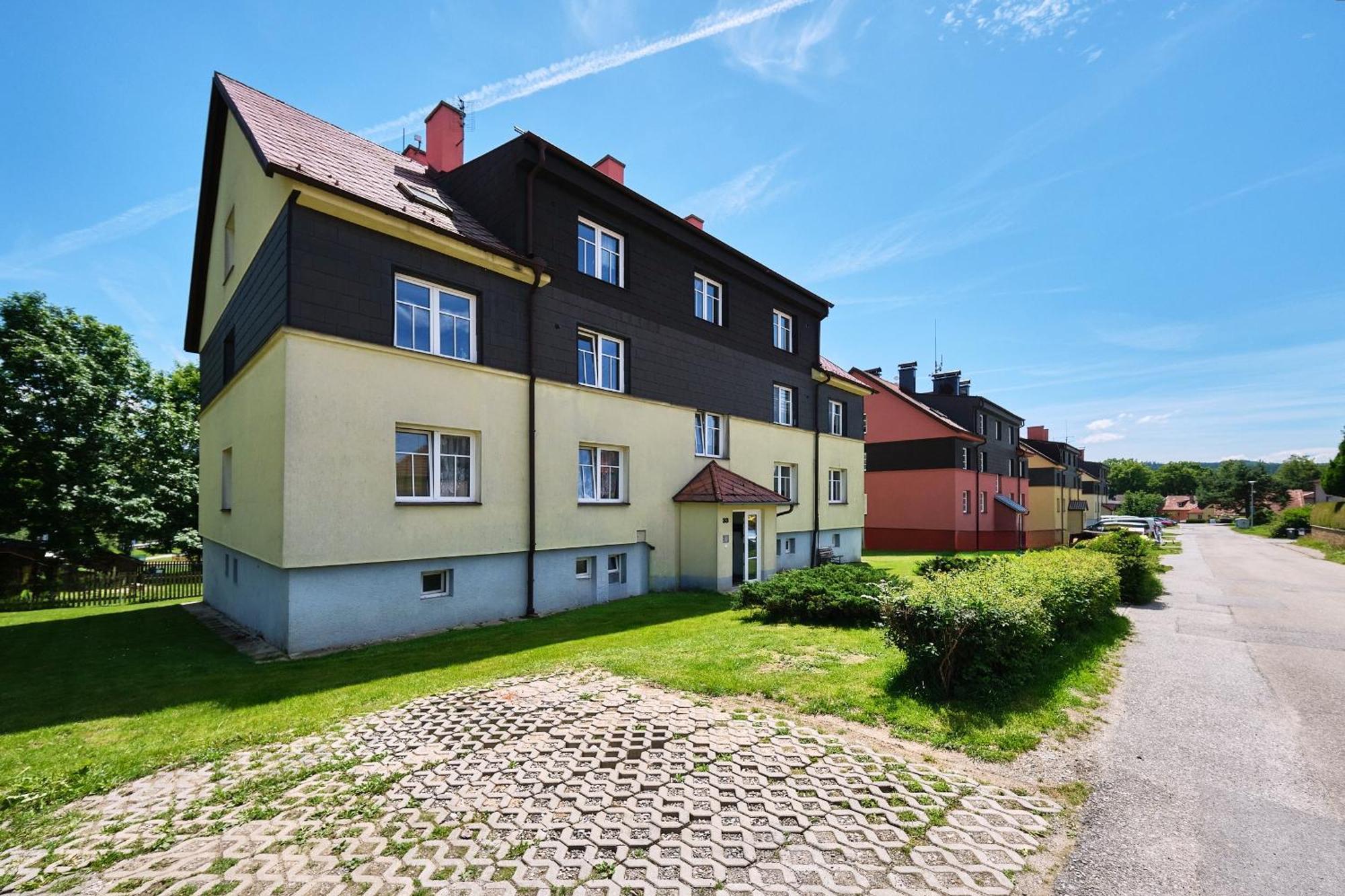 Apartman U Lipna-Frymburk 5 Exterior foto